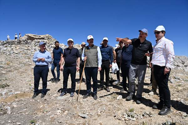 Batman Valisi, Mereto Dağındaki Yol Çalışmalarını Inceledi 1