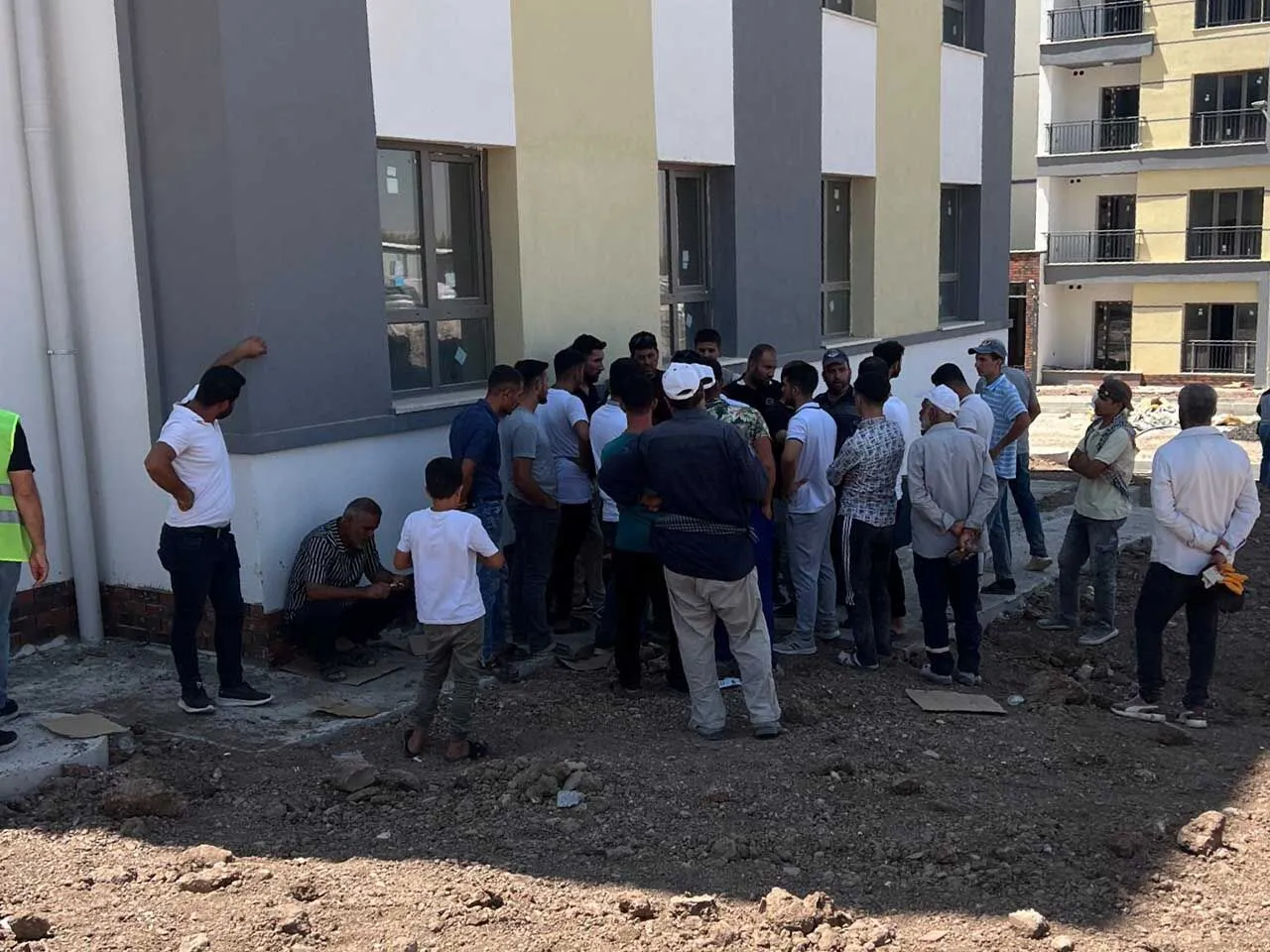 Diyarbakır’da İşçi Eylemi Alın Terimizin Karşılığını İstiyoruz 7-1