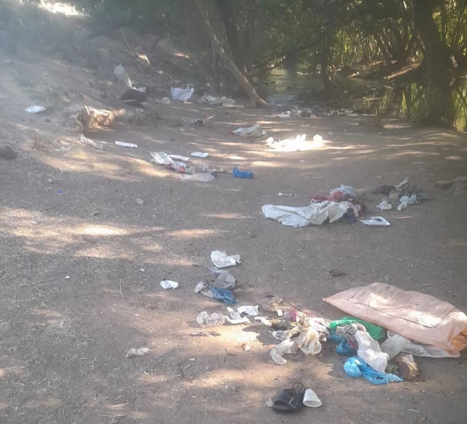 Vatandaş Isyan Etti Piknikçiler Doğa Harikasını Çöplüğe Çevirdi 3