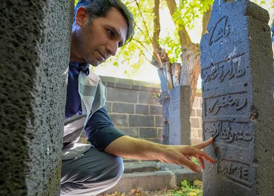 Diyarbakır'da Tarihi Mezar Taşları Kayıt Altına Alınıyor 3