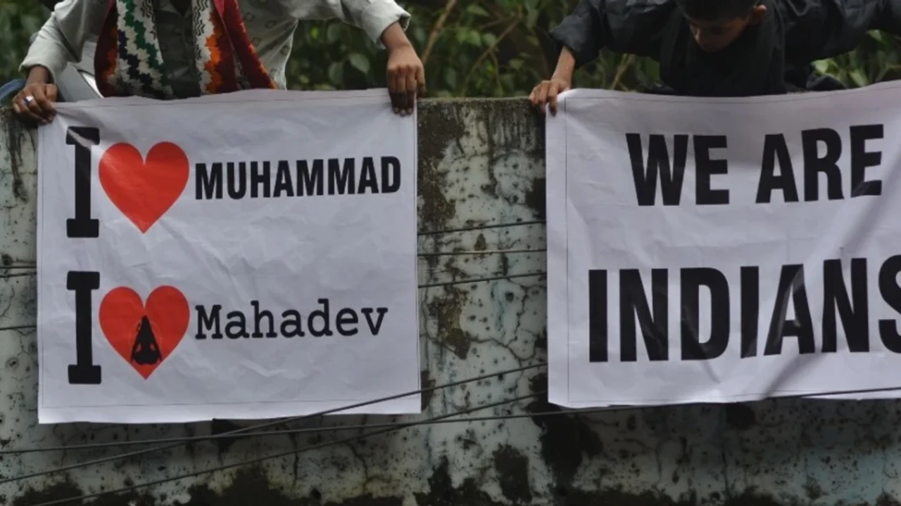 ‘Muhammed’i Seviyorum’ Demek Suç Sayılıyor Hukuki Dayanağı Olmayan Baskı Kampanyası