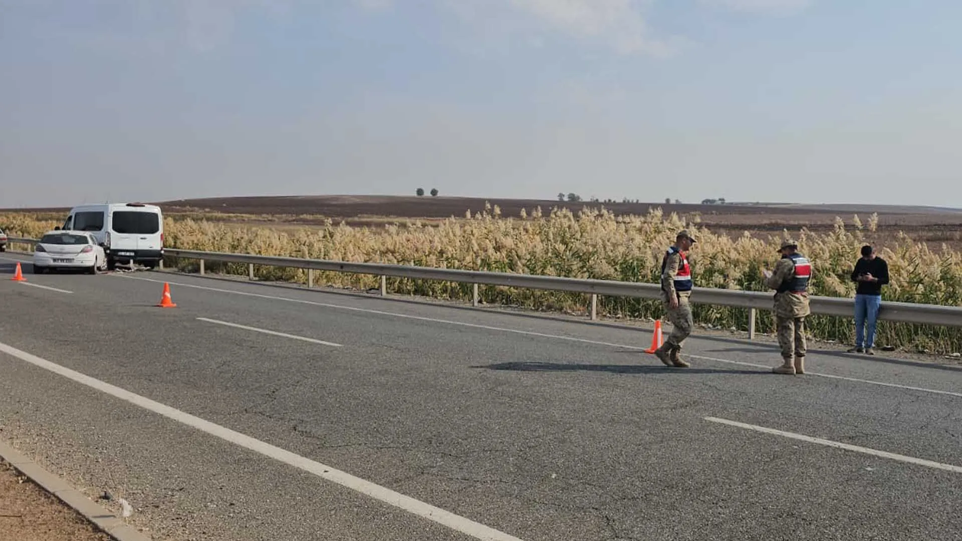 Diyarbakır Bismil Kara Yolunda 3 Kaza Trafik Felç Oldu 11