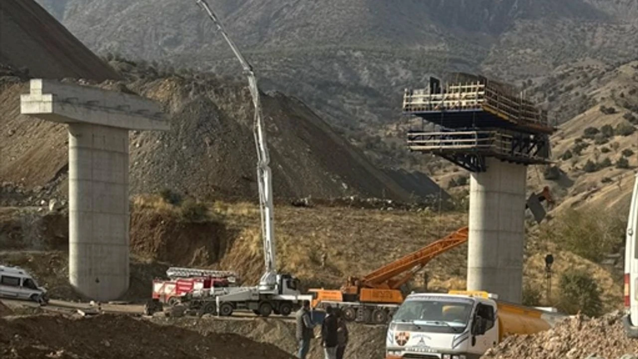 Diyarbakır'da Defnedildiler Ölen 4 Işçinin Isimleri Belli Oldu 5