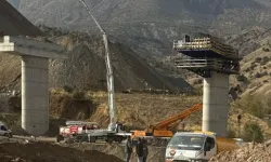 Diyarbakirda Viyaduk Insaatinda 4 Isci Olmustu 3 Kisi Tutuklandi