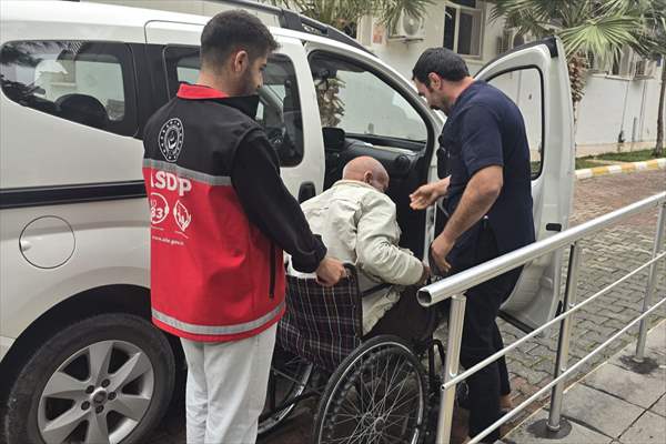 Şanlıurfa Valiliğinden Bakıma Muhtaç Yaşlı Adama Destek 1