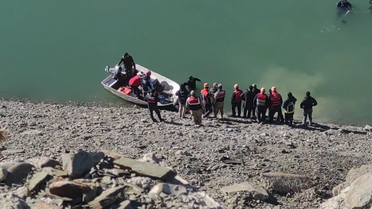 Van'dan Peş Peşe Acı Haberler Geldi