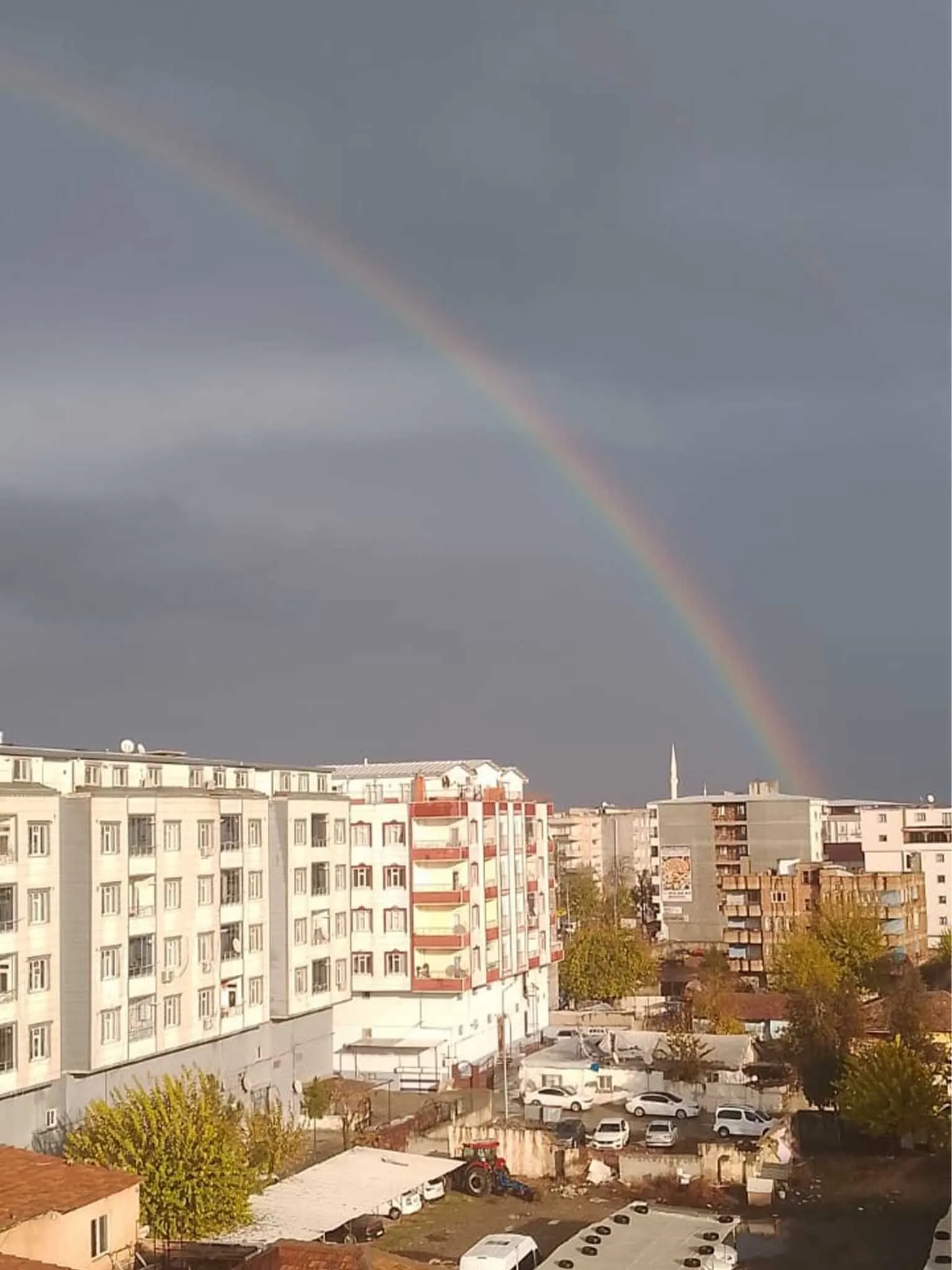 Diyarbakır'da Gökkuşağı Görsel Şölen Sundu