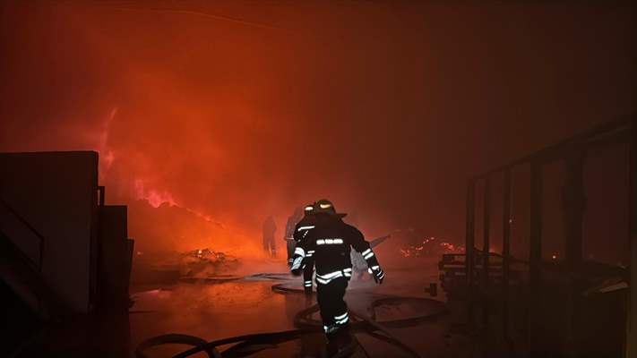 Gaziantep’te Büyük Yangına Müdahale Sürüyor 3