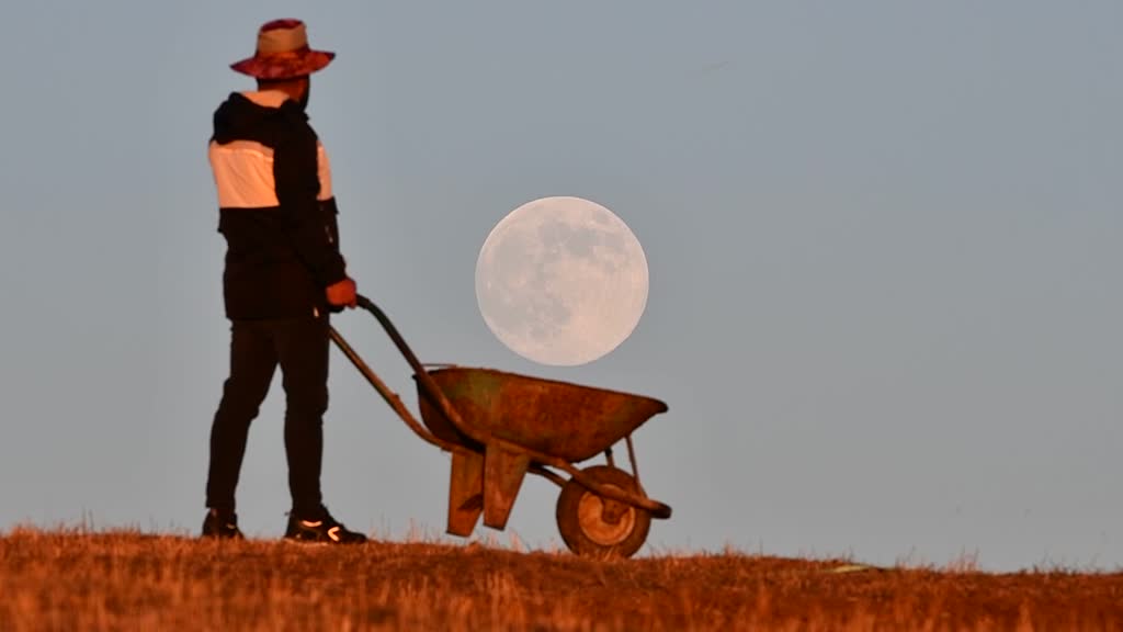 Kars'ta Süper Ay Görüntülendi