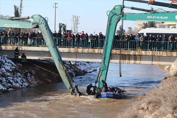 Şanlıurfa'dan Acı Haber Geldi Sulama Kanalına Düşen Otomobilde 3 Çocuk Öldü 3