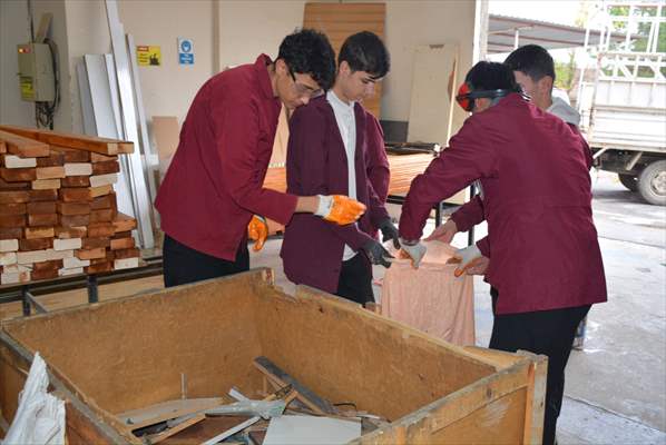 Şırnak'ta Atıklar Yakacağa Dönüştü 3