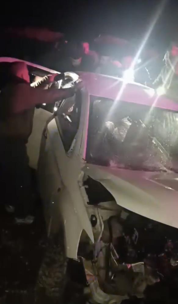 Batman Siirt Karayolunda Trafik Kazası 3 Yaralı