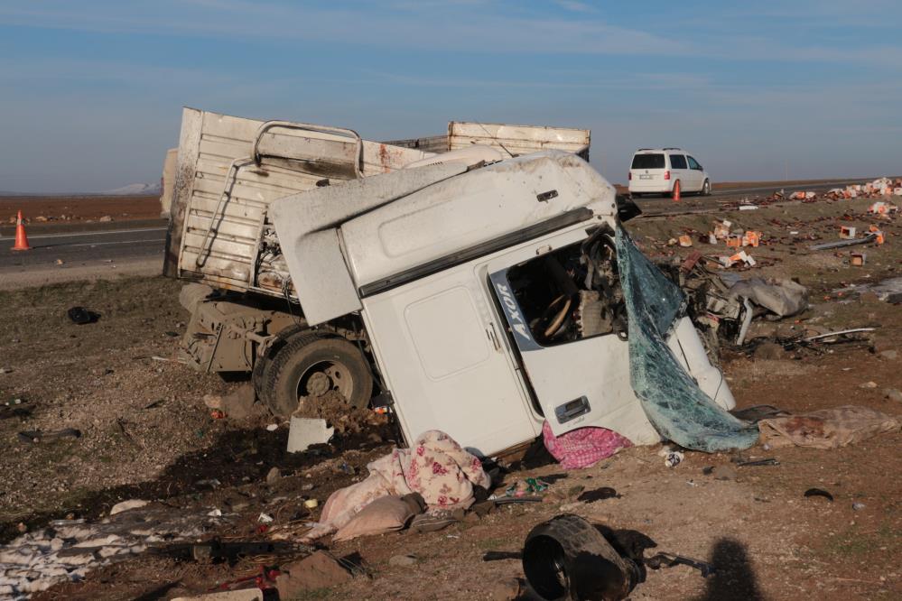 Cizre Nusaybin Yolunda Tır Kazası 2 Yaralı 1
