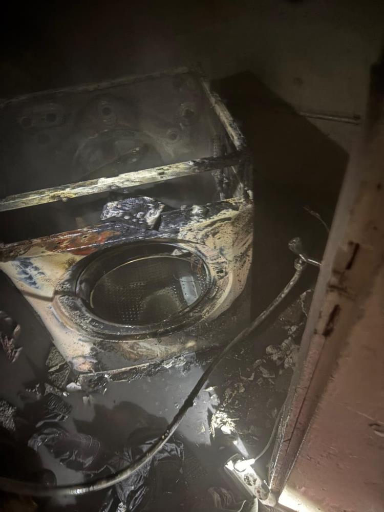 Diyarbakır’da Çamaşır Makinesi Yangını Evi Küle Çevirdi