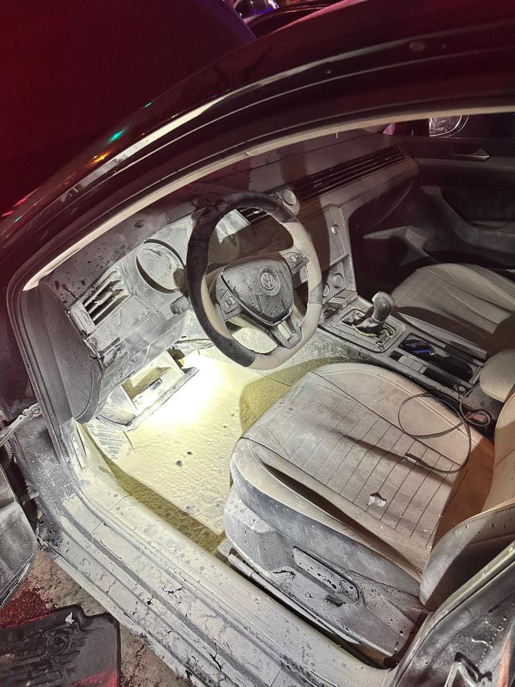 Mardin'de Seyir Halindeki Otomobil Alev Aldı 1