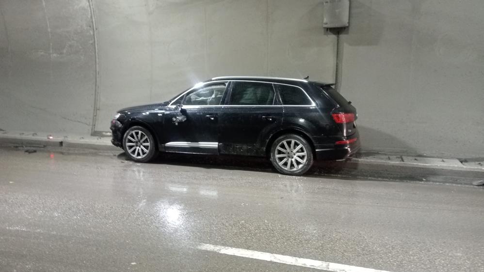 Tünelde Zincirleme Kaza 1 Ölü, 8 Yaralı 1