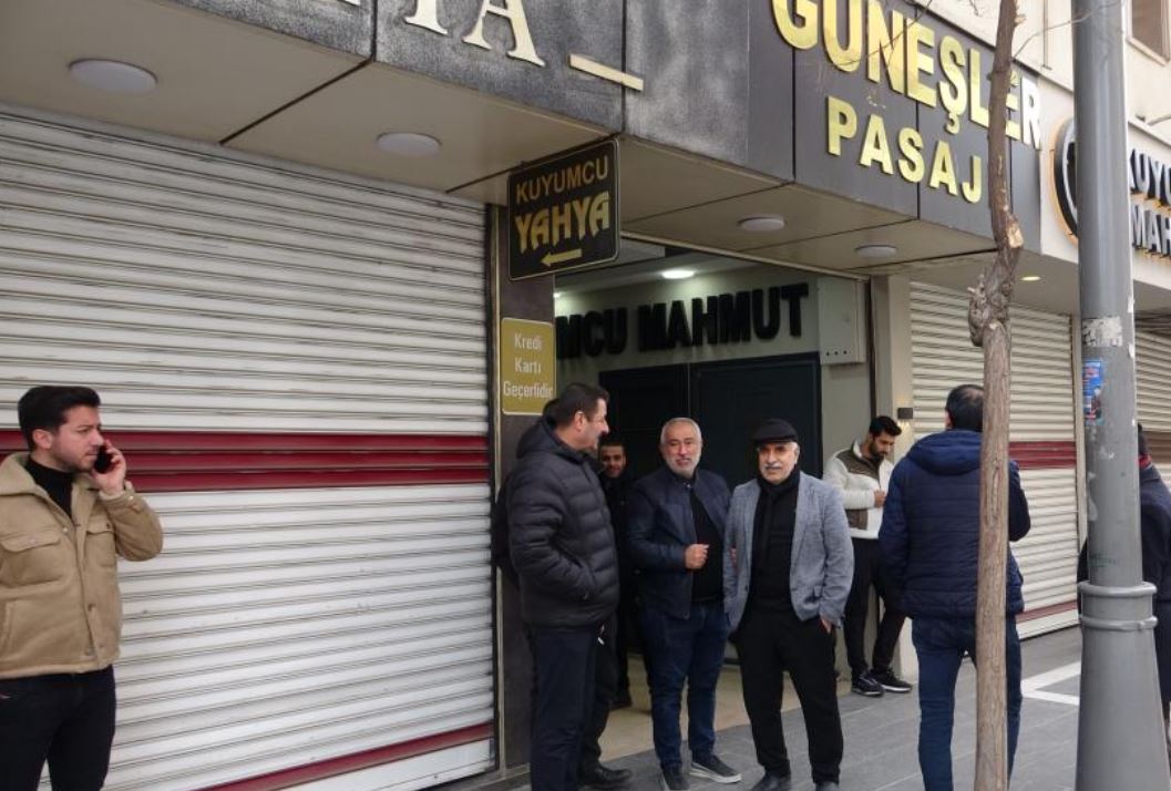 Batman'da Kuyumcu Soygunu 220 Kuyumcu Kepenk Kapattı! 1