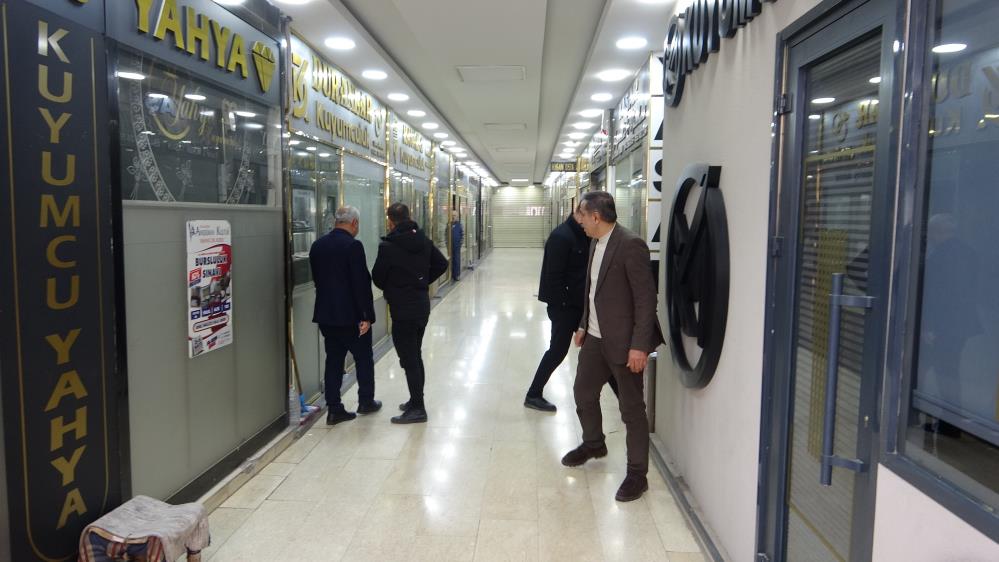 Batman'da Kuyumcu Soygunu 220 Kuyumcu Kepenk Kapattı! 3