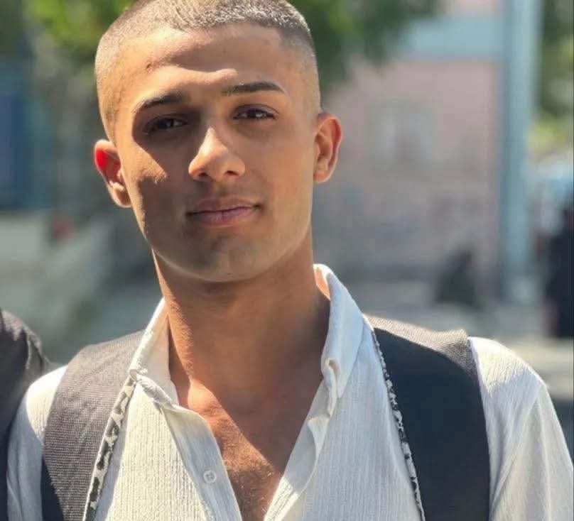 Cizre’de Kamyonet Refüje Çarptı 23 Yaşındaki Sürücü Öldü 1