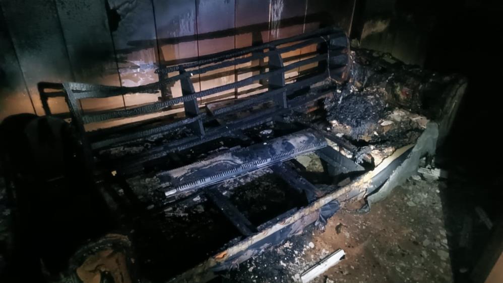 Diyarbakır'da Elektrikli Soba Evi Küle Çevirdi