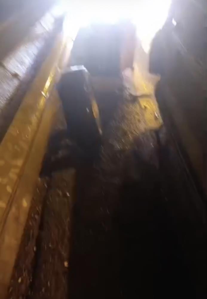 Diyarbakır'da Onlarca Araç Hasar Gördü Yol Kapatıldı 1