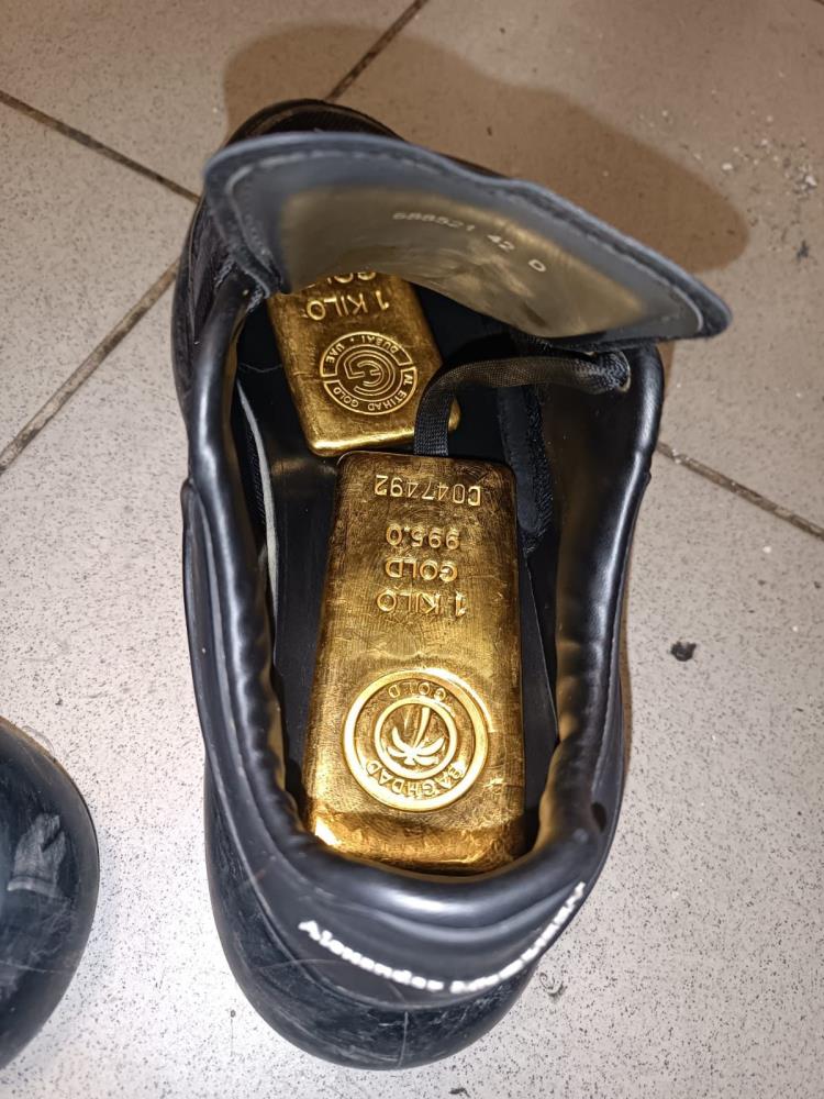 Habur'da Ayakkabılardan 41 Kilo Altın Çıktı
