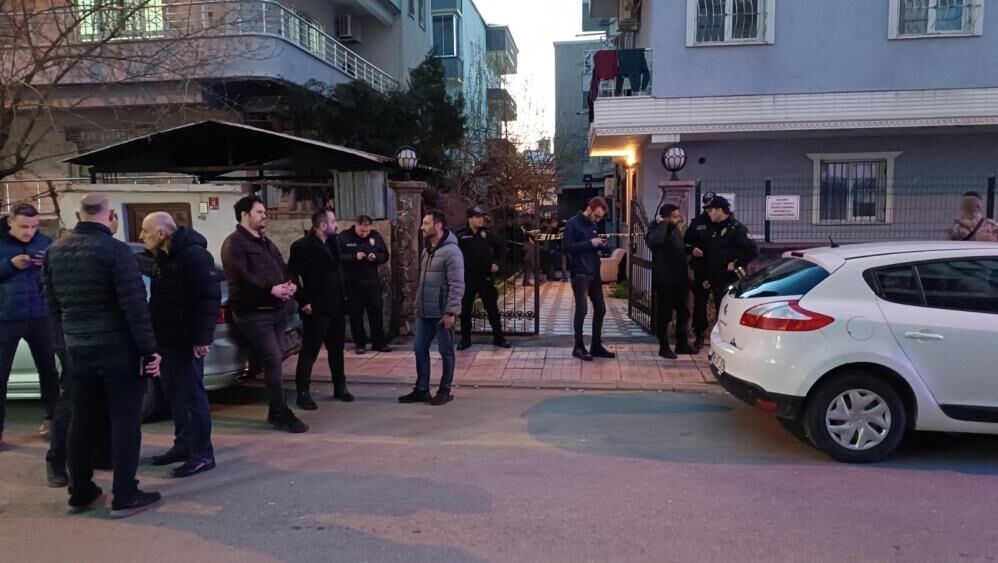 Batman'da Aile Katliamı 17 Yaşındaki Şahıs Anne Ve Ağabeyini Öldürdü 1