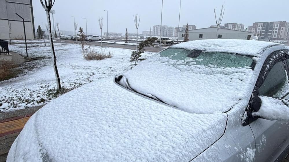 Diyarbakır'a Kar Yağışı Sürprizi İşte Adresi