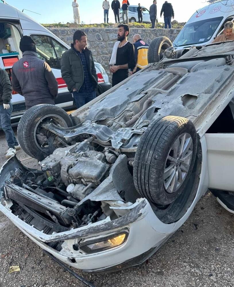 Diyarbakır’da Otomobil Takla Attı 1 Yaralı-1