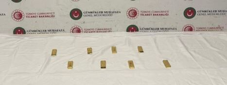 Habur’da Tırda Yapılan Aramada 14,6 Milyon Liralık Altın Ele Geçirildi 1