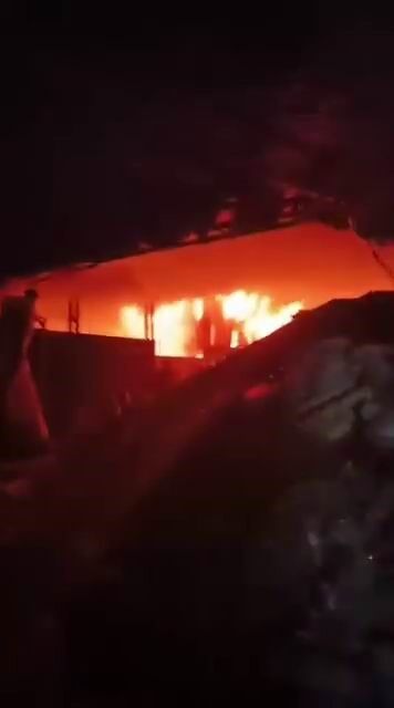 Diyarbakır'da Geri Dönüşümde Yangın Tesis Kullanılamaz Hale Geldi 1