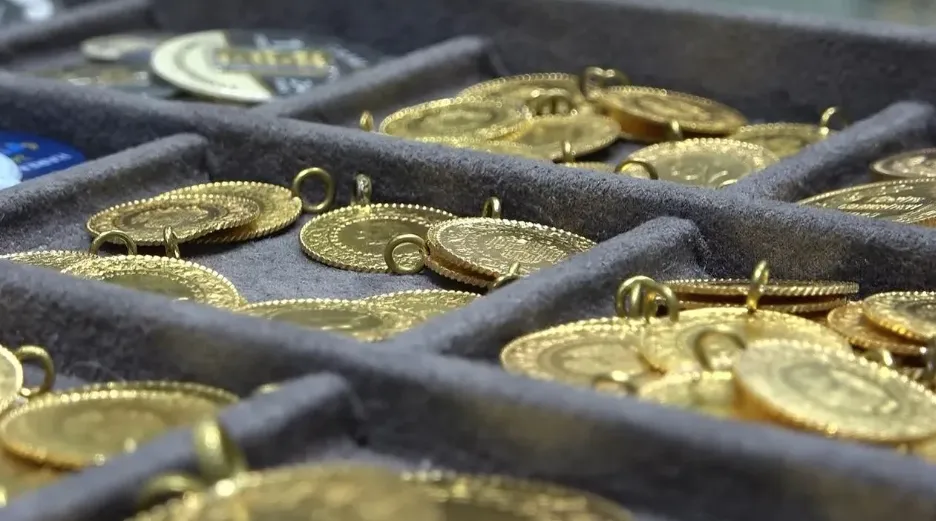 Diyarbakır'da Yüzlerce Kişiyi Dolandıran Kuyumcu Davası Görüldü 7