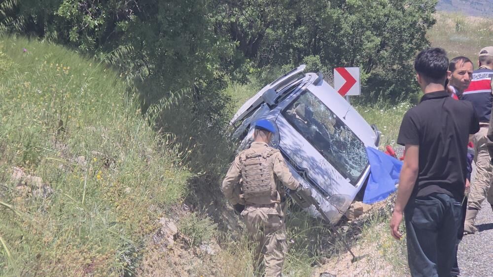 Diyarbakır'da Kardeşinin Aracını Taradı 1 Ölü, 1 Ağır Yaralı 3