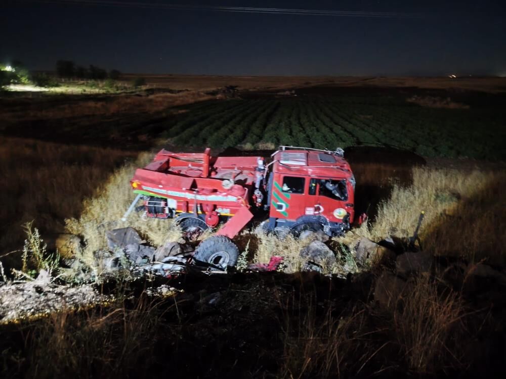 Diyarbakır'a Sınır Ilçede Minibüs Ile Arazöz Çarpıştı 8 Yaralı 1