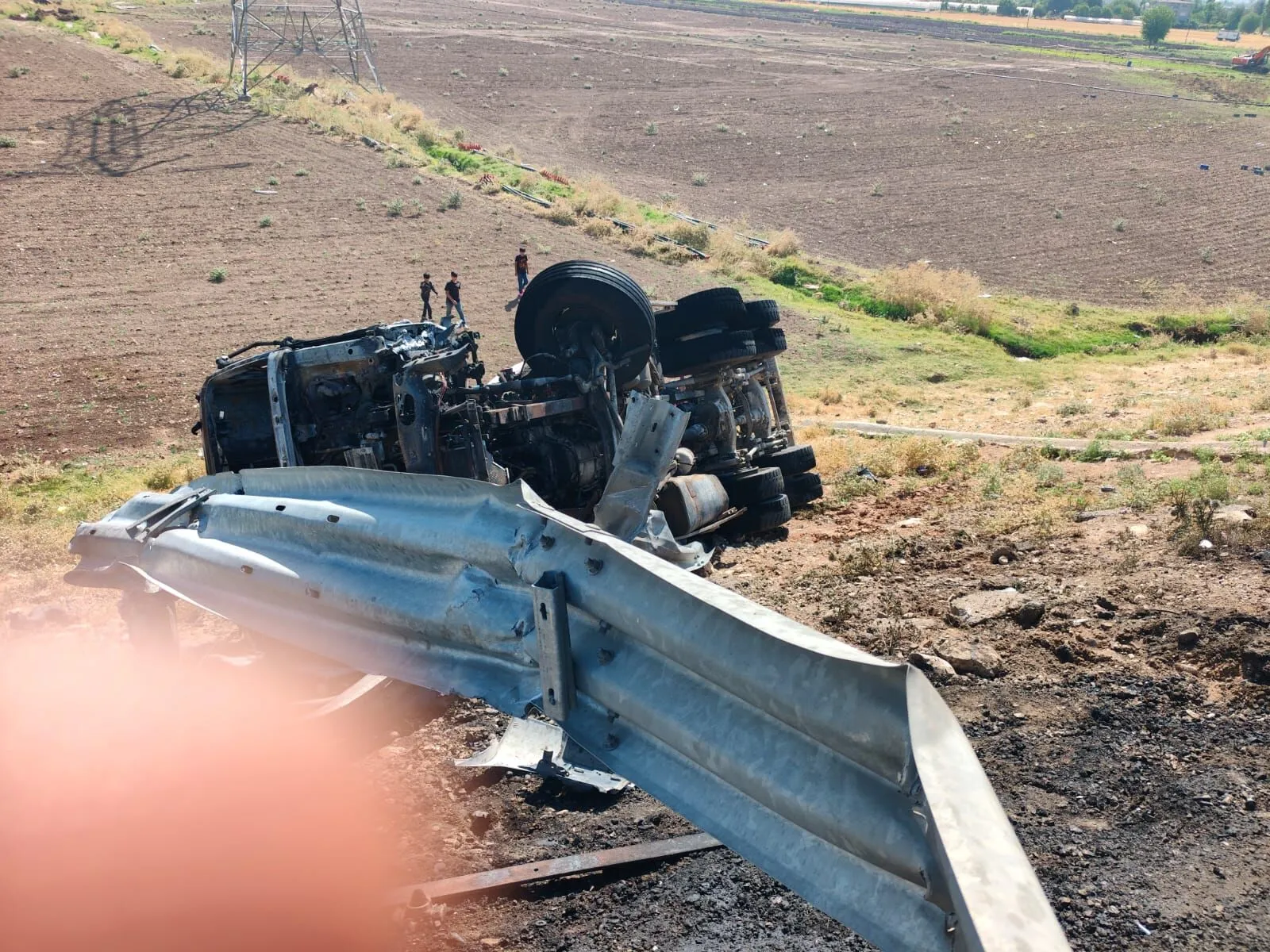 Diyarbakır'da Beton Mikseri Alev Aldı Vatandaşlar Imdata Yetişti 3