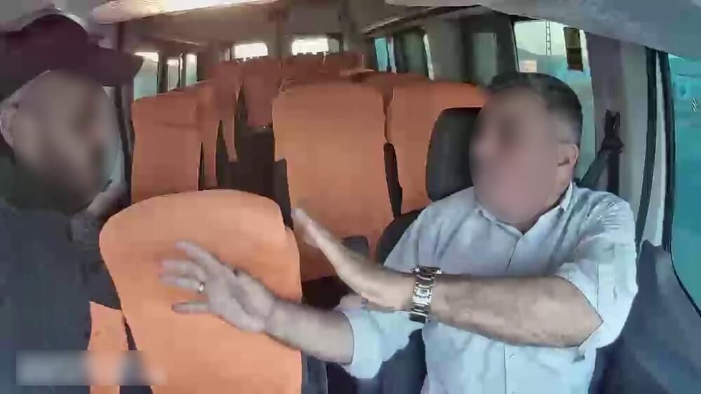 Adıyaman'da Minibüs Sürücüsüne Yol Verme Dayağı-1