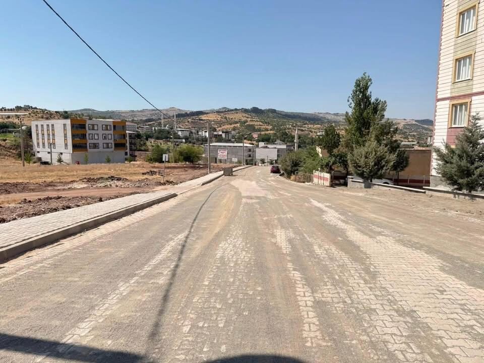 Diyarbakır'da 500 Konutun Yol Sorunu Çözülüyor 1