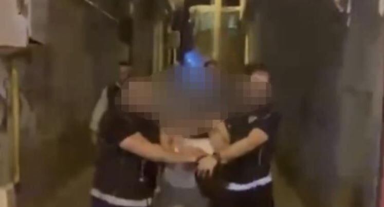 Diyarbakır'da Narkotik Madde Ve Silahlar Ele Geçirildi 4 Tutuklama