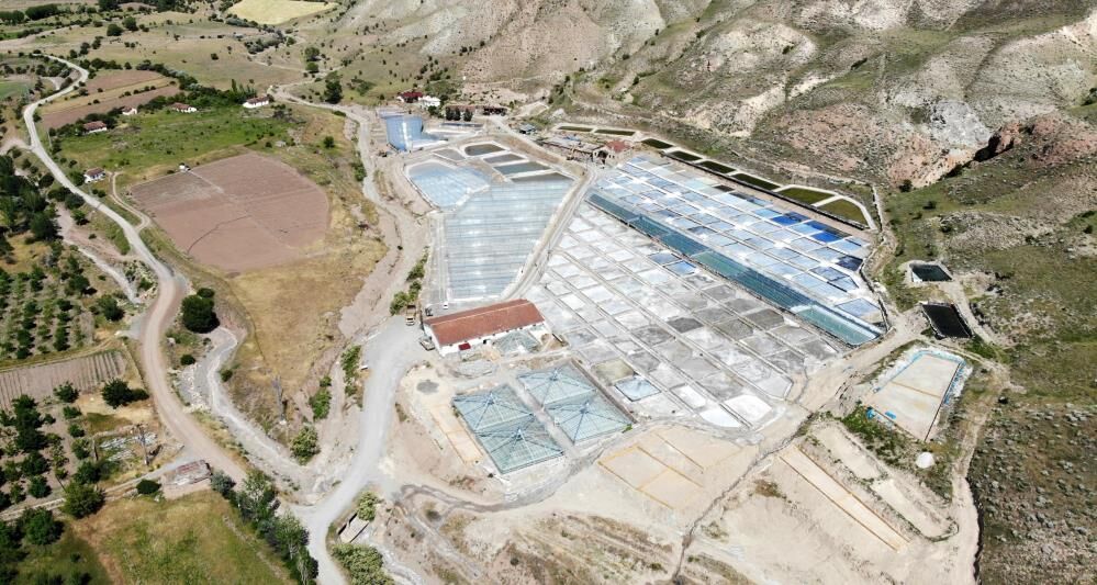 Evliya Çelebi'nin Anlattığı Ocakta Üretim Sürüyor Suyu Ekip Tuz Biçiyorlar 1