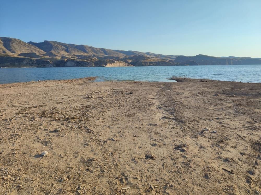 Hasankeyf'te Baraj Gölünde Bir Kadının Cansız Bedeni Bulundu 1