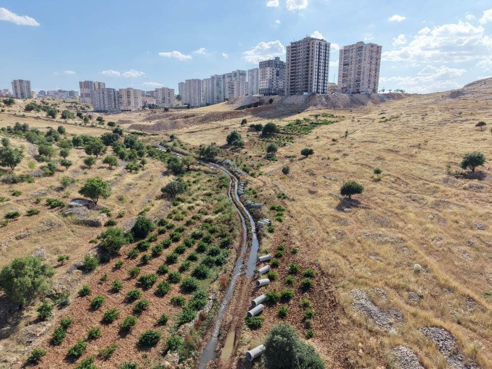 Mardin'de Açıktan Akan Dereler Tek Tek Yer Altına Alınıyor 1