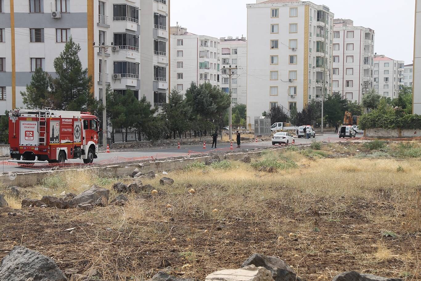 Diyarbakır'da Doğalgaz Sızıntısı! Sokak Araç Ve Yaya Trafiğine Kapatıldı 1