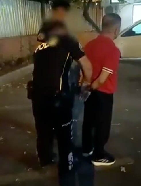 Diyarbakır'da Durdurulan Araçtan 47 Parça 4 Kilo Esrar Çıktı 11