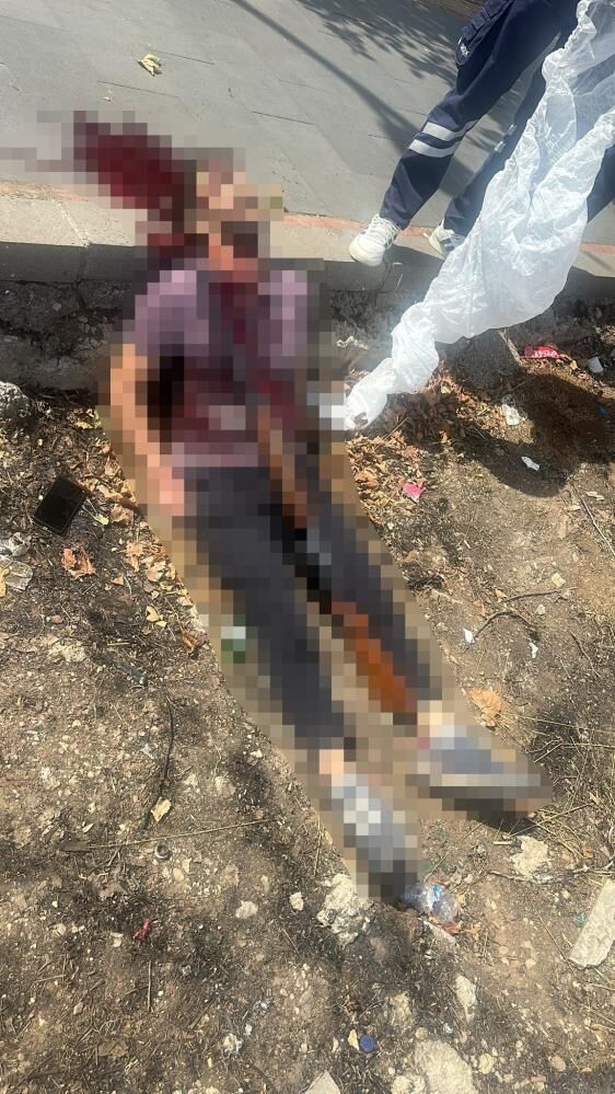 Diyarbakır'da Parkta Tüfekle Kendini Vuran Şahıs Öldü-1