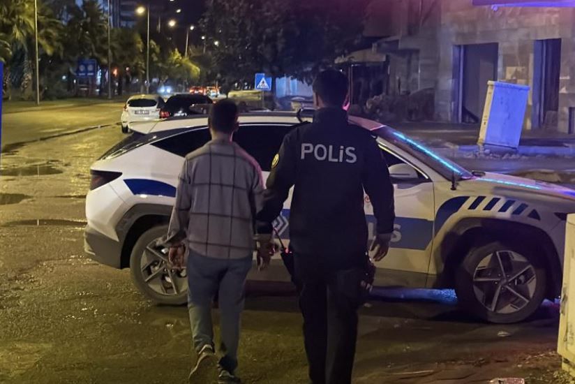 Bir Yılda 7 Kez Üst Geçitten Atlamak Isteyen Kişi, Bu Sefer Inşaatın Tepesini Gözüne Kestirdi 1