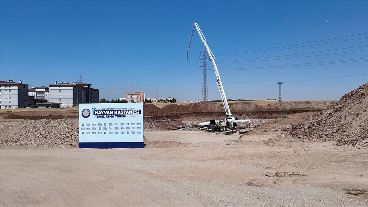 Diyarbakır'da DÜ Veteriner Fakültesi Hayvan Hastanesi Temel Atma Töreni yapıldı