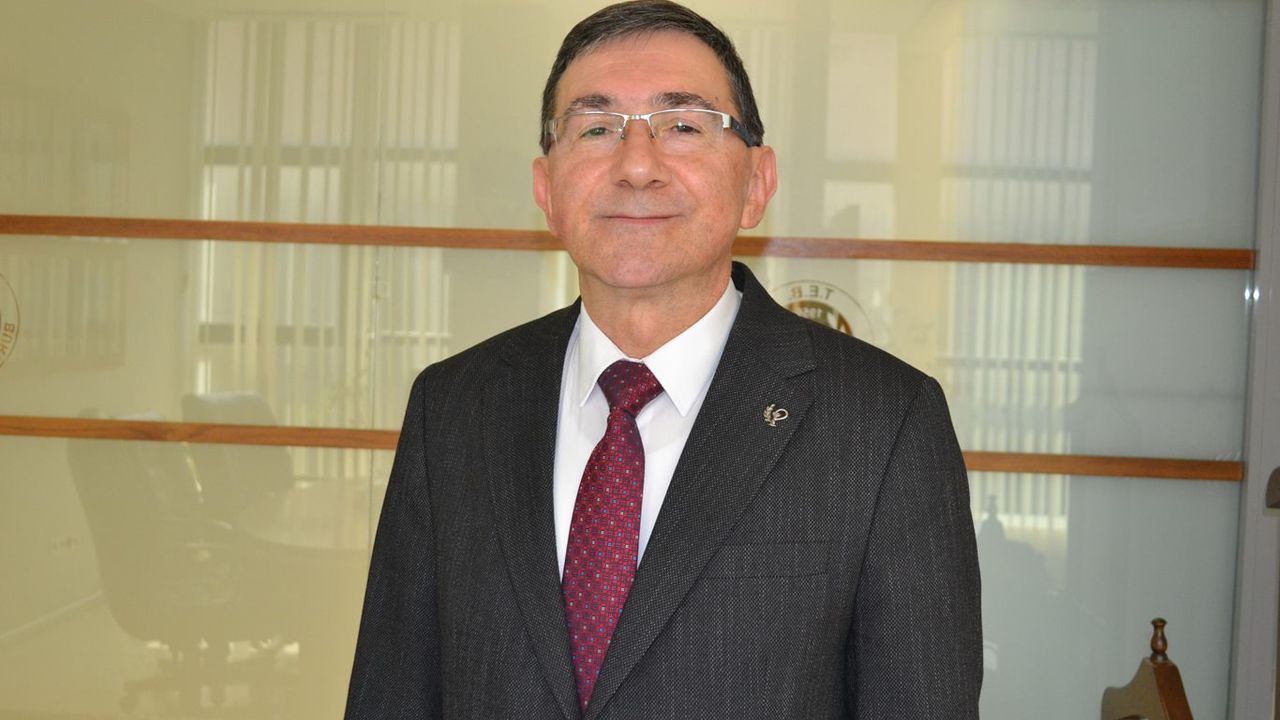 Eczacılar: İlaç listelerine erişim kısıtlaması kaldırılmalıdır