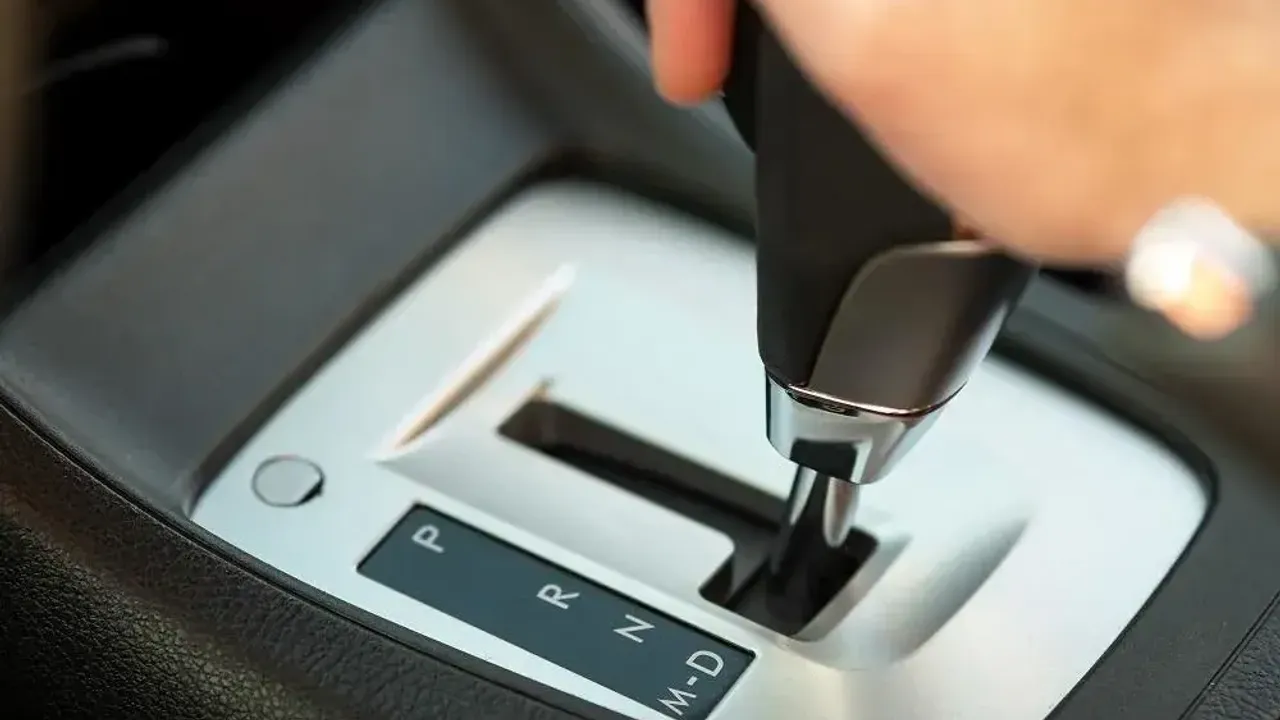 Otomatik vites araba alınır mı? Şanzıman sorunlarına dikkat!