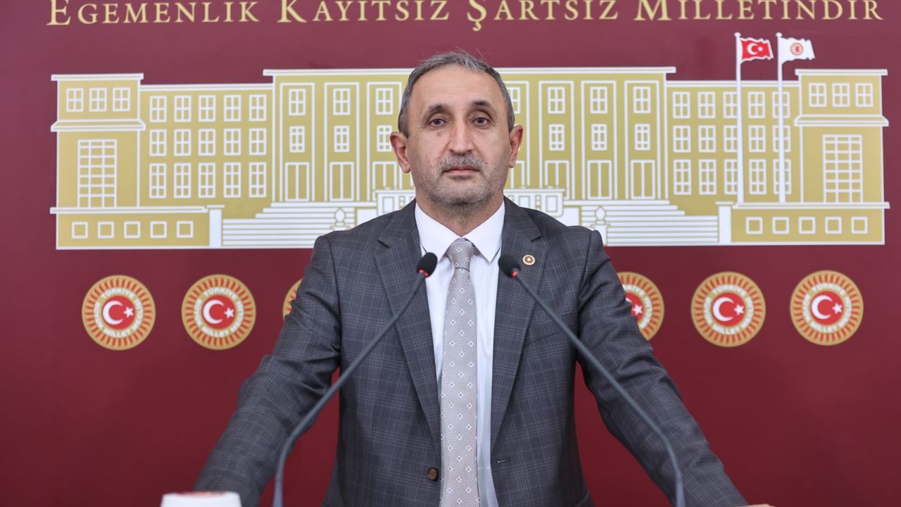 HÜDA PAR'dan belediyelerdeki "yolsuzluğa" karşı çağrı: Meclis'te etkili bir denetim mekanizması tesis edilsin