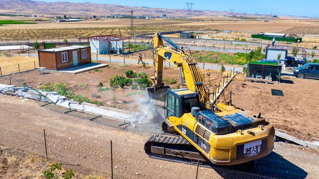 Batman Valiliği: Ruhsatsız hobi bahçeleri yıkılacak